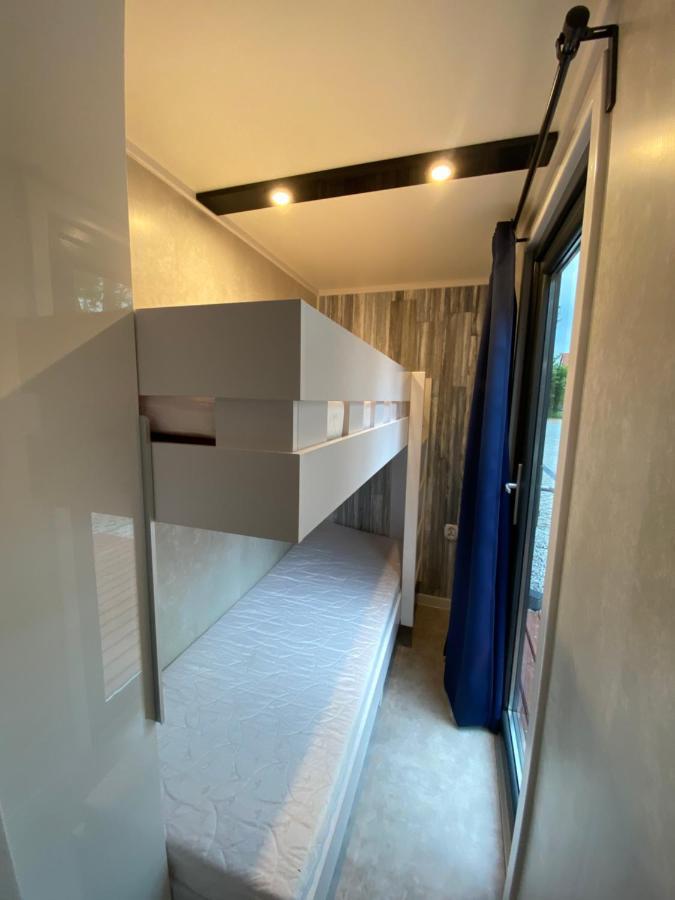 Domy Nad Morzem - Chata Pirata- Tiny House Dziwnow Ngoại thất bức ảnh