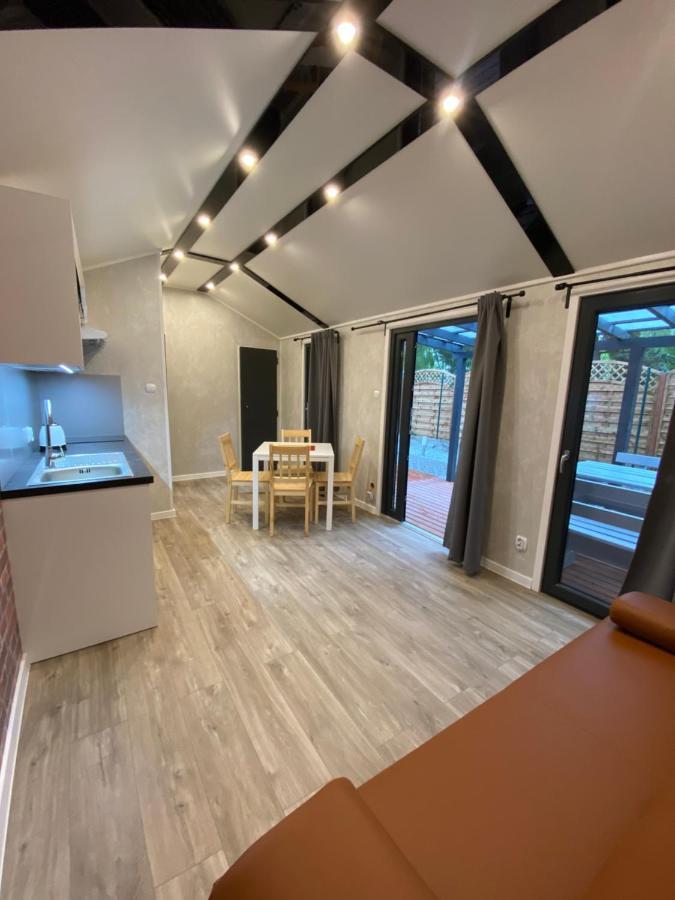 Domy Nad Morzem - Chata Pirata- Tiny House Dziwnow Ngoại thất bức ảnh
